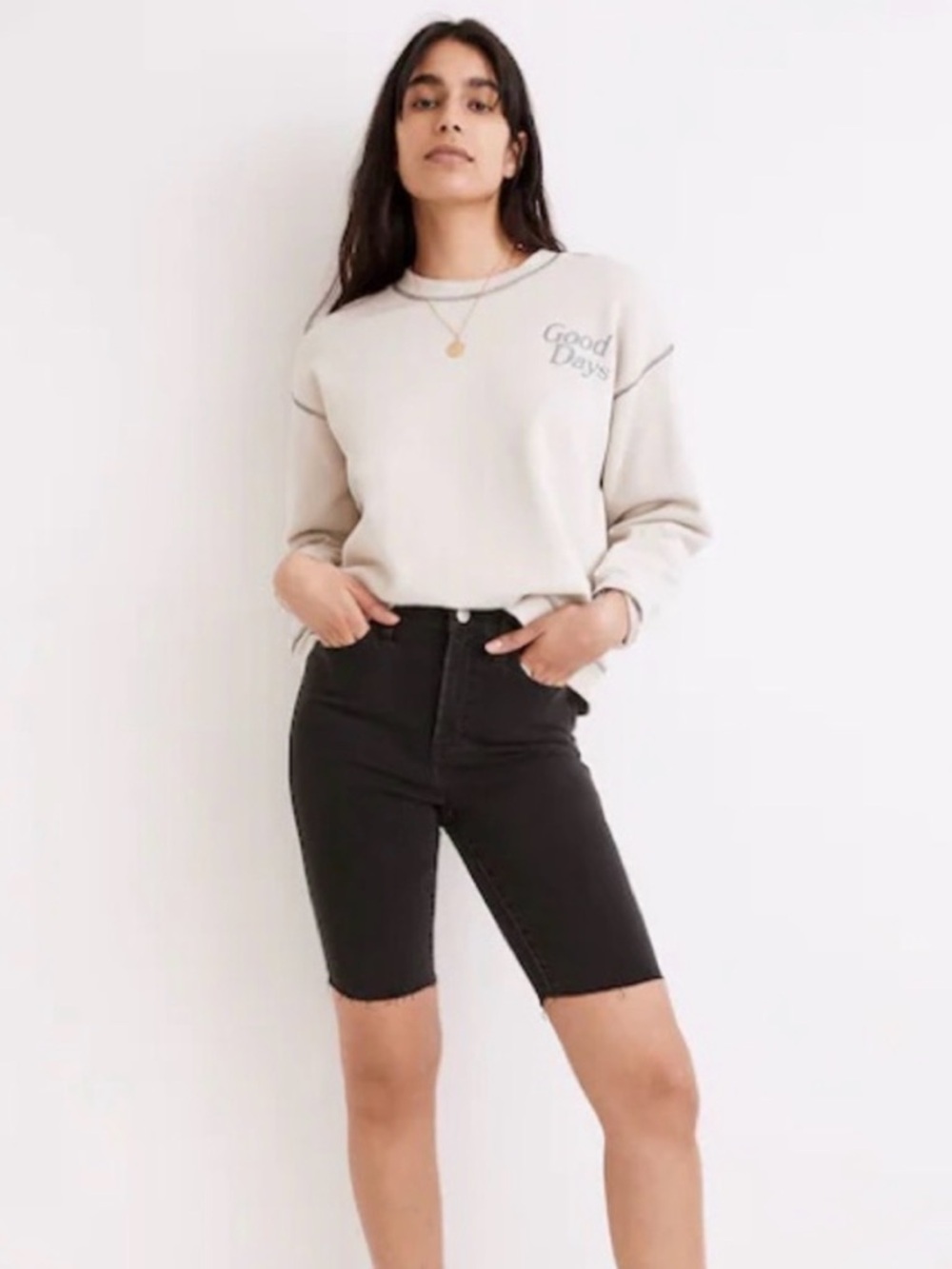 Madewell Roadtripper Biker Shorts in Lunar Wash Black Stretch Denim Size 28